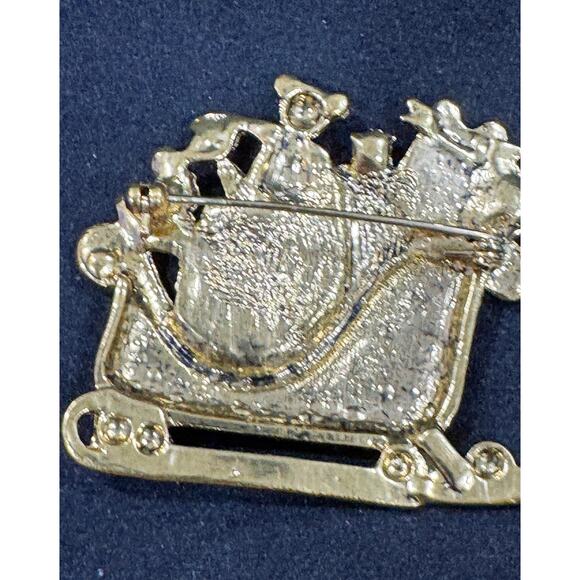 old-Tone Christmas Sleigh Bear Pin Brooch, Teddy Bear & Gifts CP53 - Picture 4 of 4